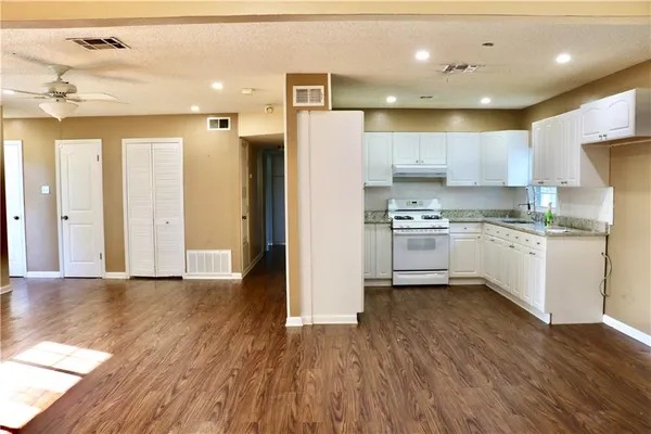 $259,000 | 1701 Glendale Drive, Laplace, LA 70068