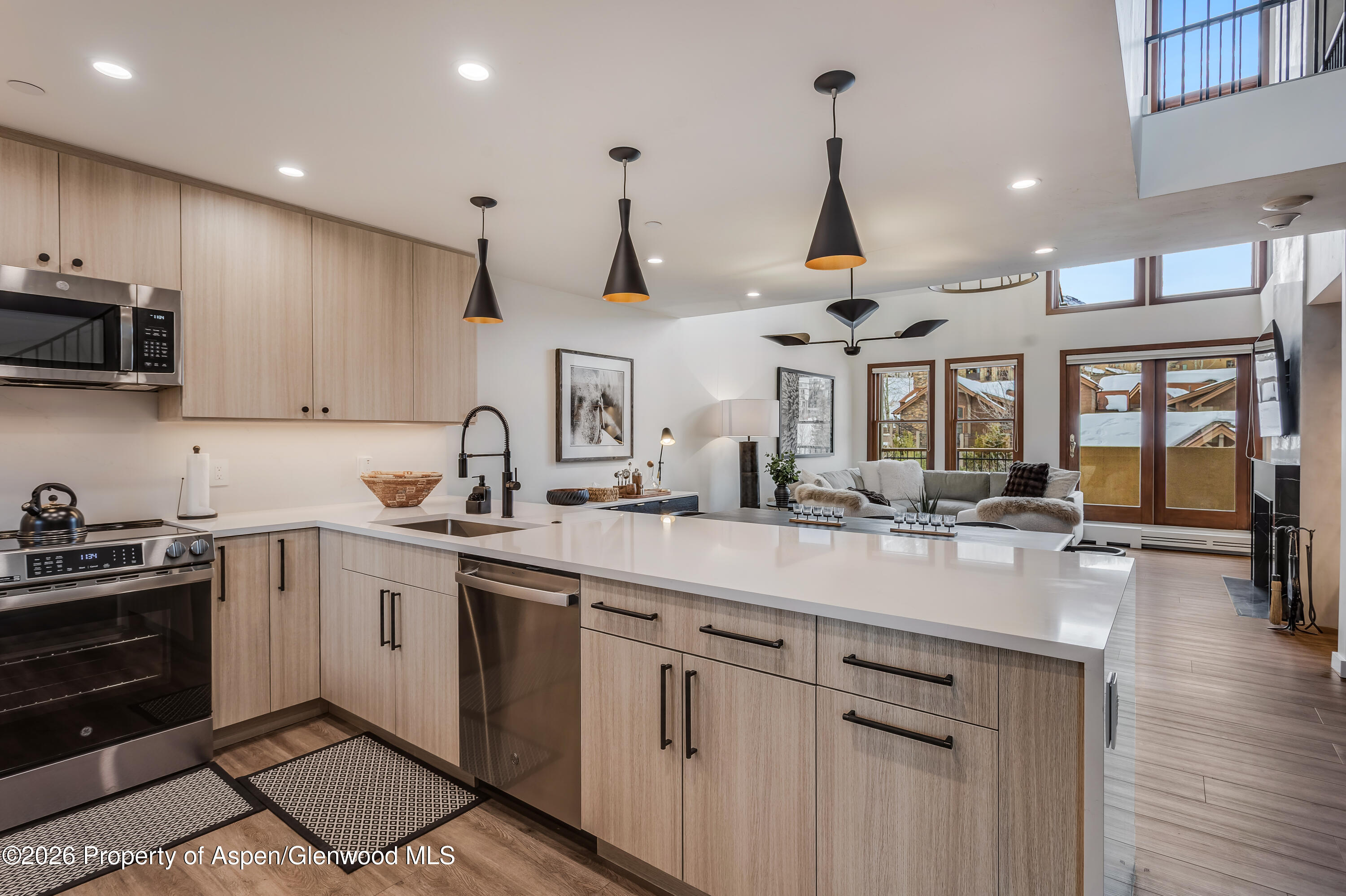 425 Wood Road, Unit 56 Snowmass Village, CO 81615 - Photo 6 of 49 18_425_Wood_Rd_56018