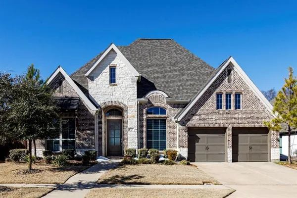 $3,150 | 1724 Cannon Street, Van Alstyne, TX 75495