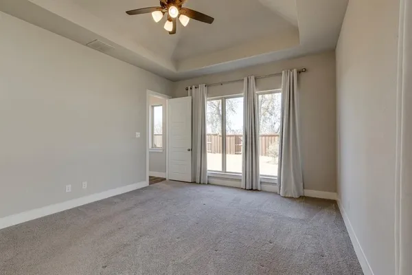 $3,150 | 1724 Cannon Street, Van Alstyne, TX 75495