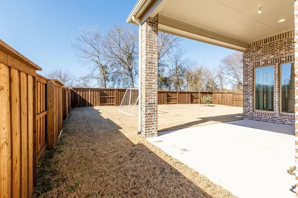 $3,150 | 1724 Cannon Street, Van Alstyne, TX 75495