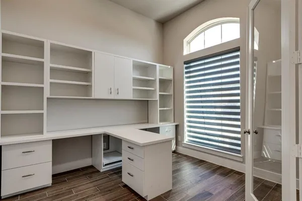 $3,150 | 1724 Cannon Street, Van Alstyne, TX 75495