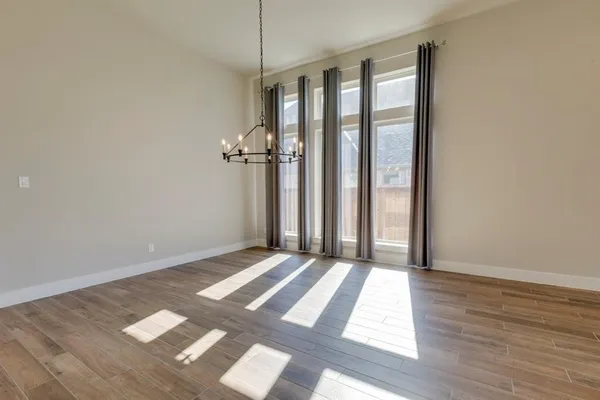 $3,150 | 1724 Cannon Street, Van Alstyne, TX 75495