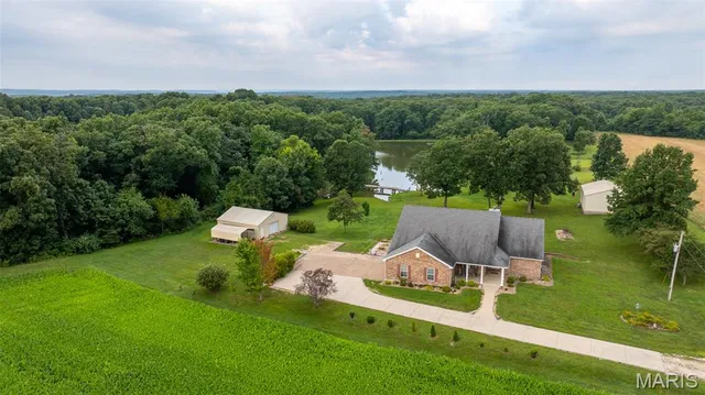 $745,000 | 19 Highway Y Jonesburg Mo 63351, Jonesburg, MO 63351