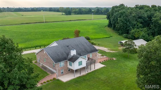 $745,000 | 19 Highway Y Jonesburg Mo 63351, Jonesburg, MO 63351