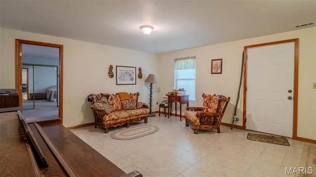 $745,000 | 19 Highway Y Jonesburg Mo 63351, Jonesburg, MO 63351