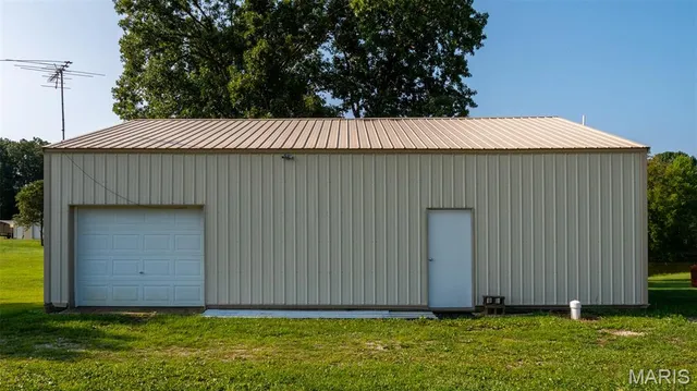 $745,000 | 19 Highway Y Jonesburg Mo 63351, Jonesburg, MO 63351