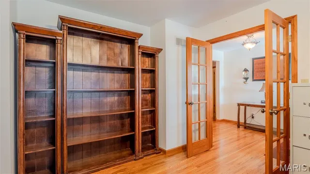 $745,000 | 19 Highway Y Jonesburg Mo 63351, Jonesburg, MO 63351