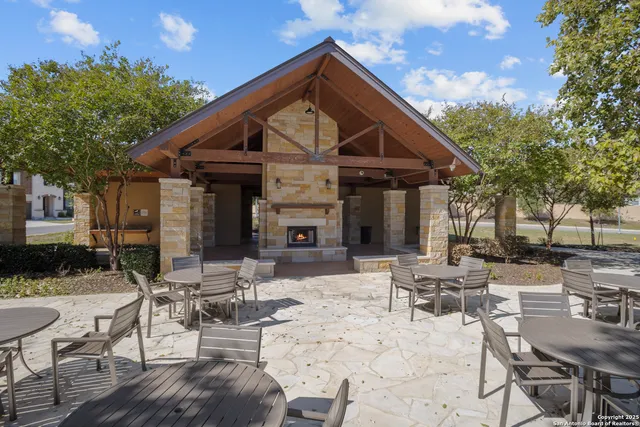 $2,700 | 13044 Louberg, San Antonio, TX 78253