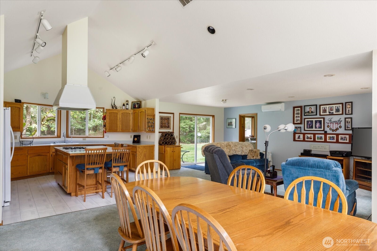 464 South Stillmeadow Road Coupeville, WA 98239 - Photo 8 of 33