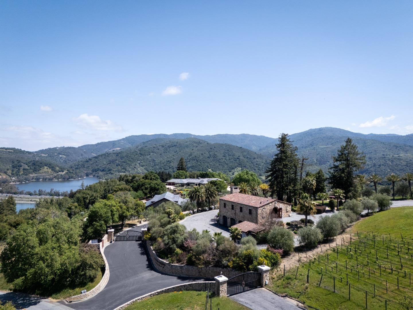 18550 Black Road Los Gatos, CA 95033 - Photo 8 of 44 a view of a city