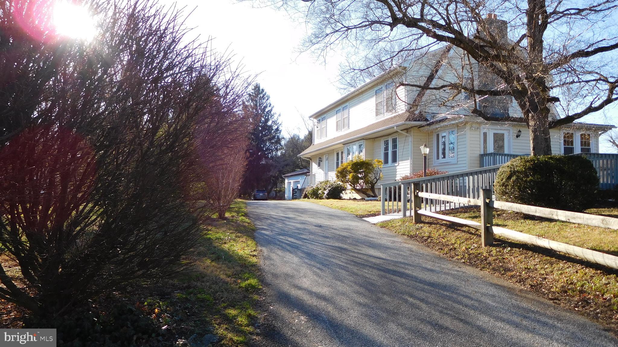 478 South Old Middletown Road Media, PA 19063 - Photo 3 of 37