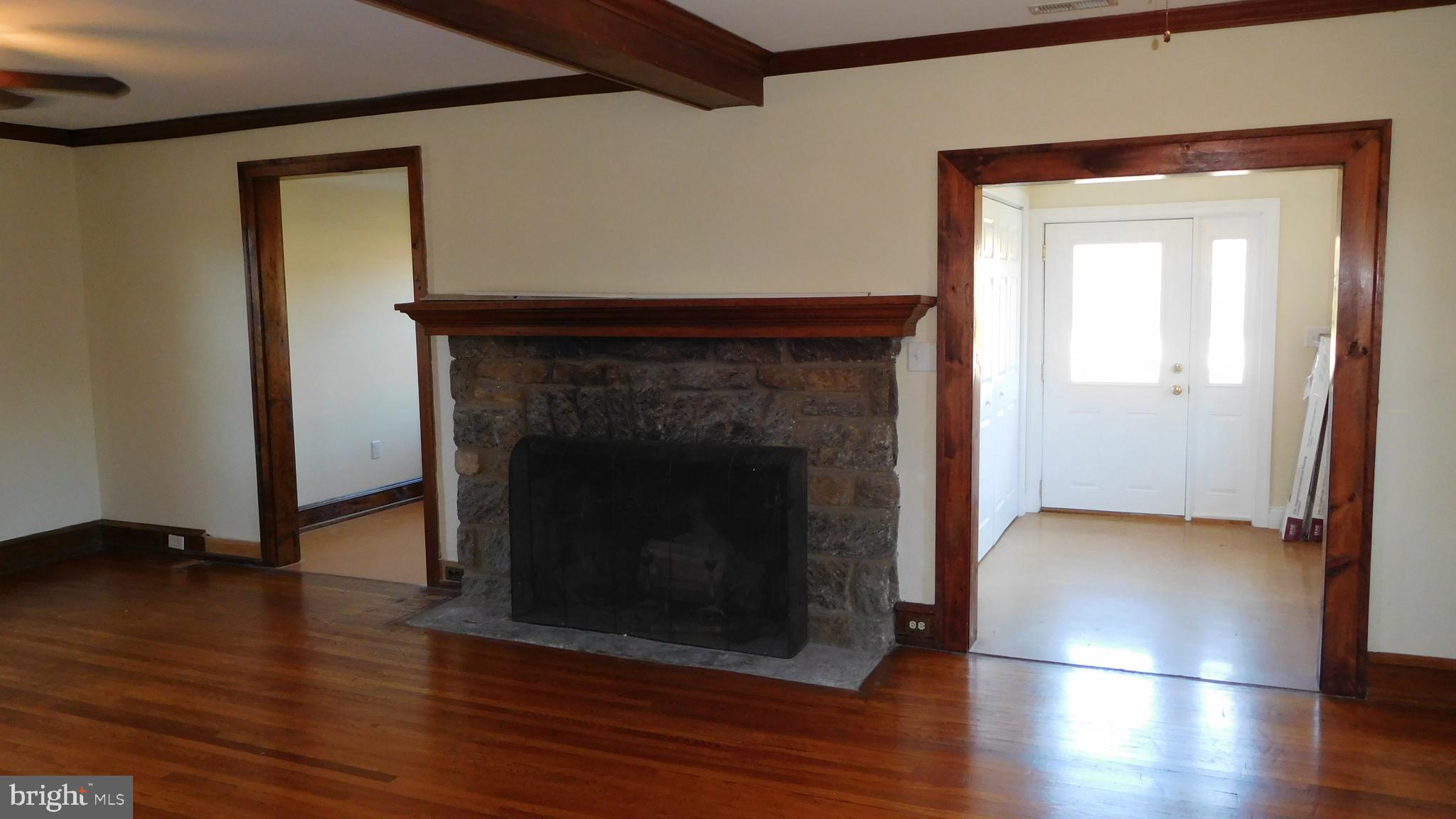 478 South Old Middletown Road Media, PA 19063 - Photo 8 of 37