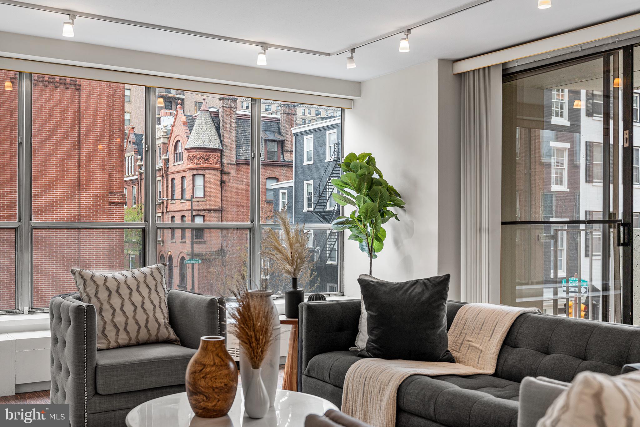 224 West Rittenhouse Square, Unit 215 Philadelphia, PA 19103 - Photo 4 of 33 Gallery Image 4