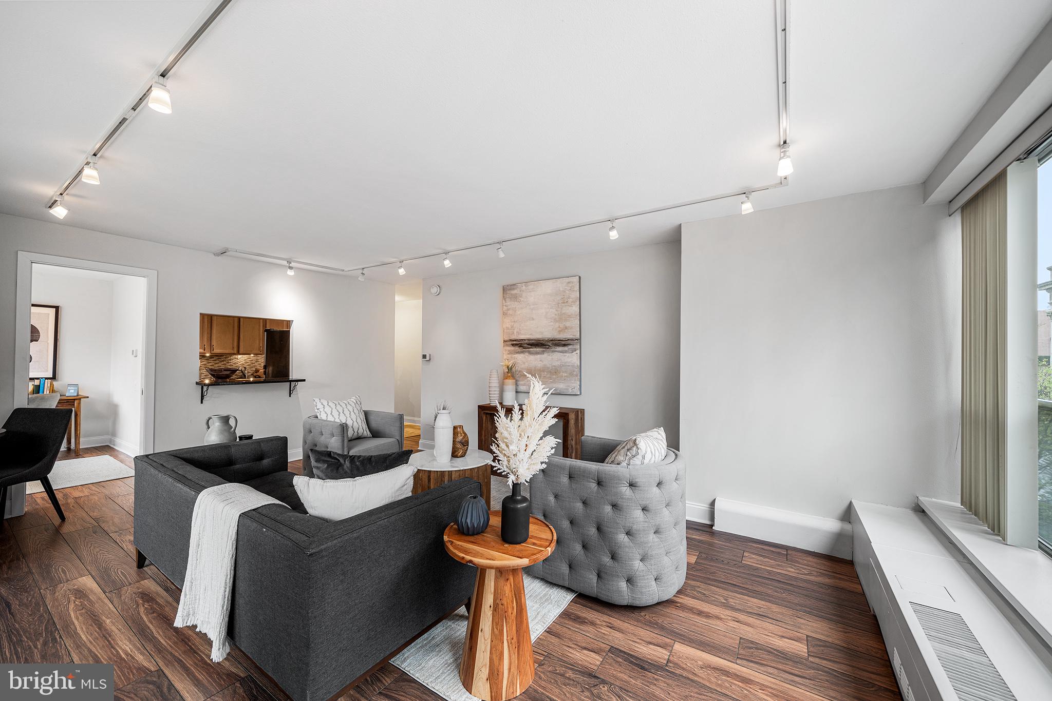 224 West Rittenhouse Square, Unit 215 Philadelphia, PA 19103 - Photo 9 of 33 Gallery Image 9