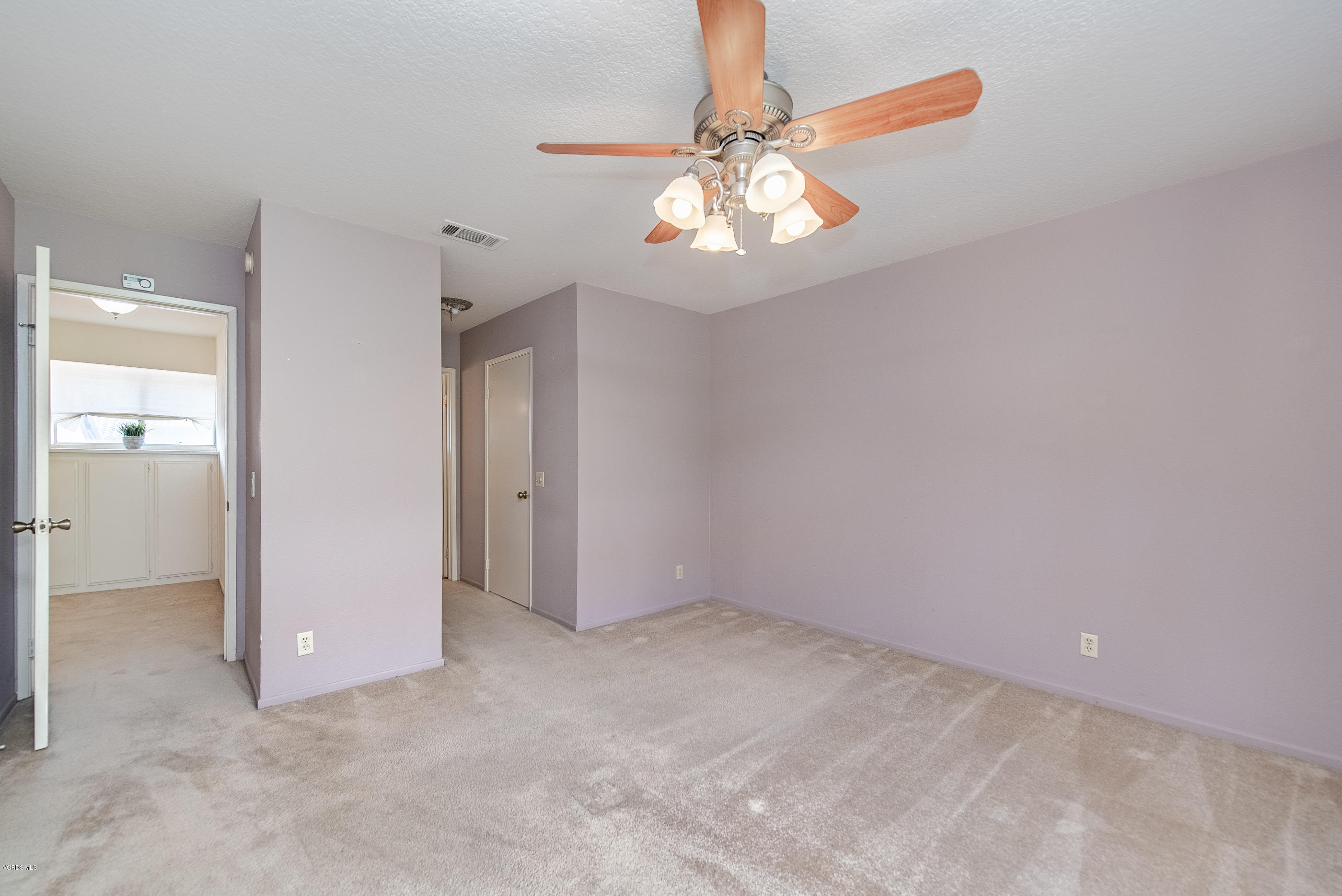 19221 Index Street, Unit 5 Porter Ranch, CA 91326 - Photo 16 of 24 19221 Index St Porter Ranch #5-16