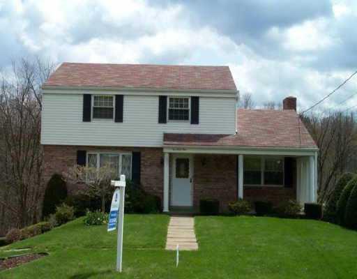 1049 Fiddleback Drive McKees Rocks, PA 15136 - Photo 1 of 1