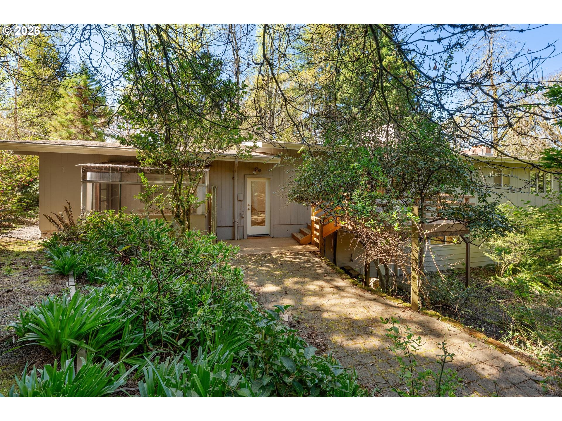 2591 Greentree Road Lake Oswego, OR 97034 - Photo 36 of 43 Gallery Image 36