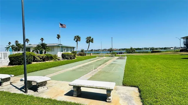 a view of a pathway both side of building