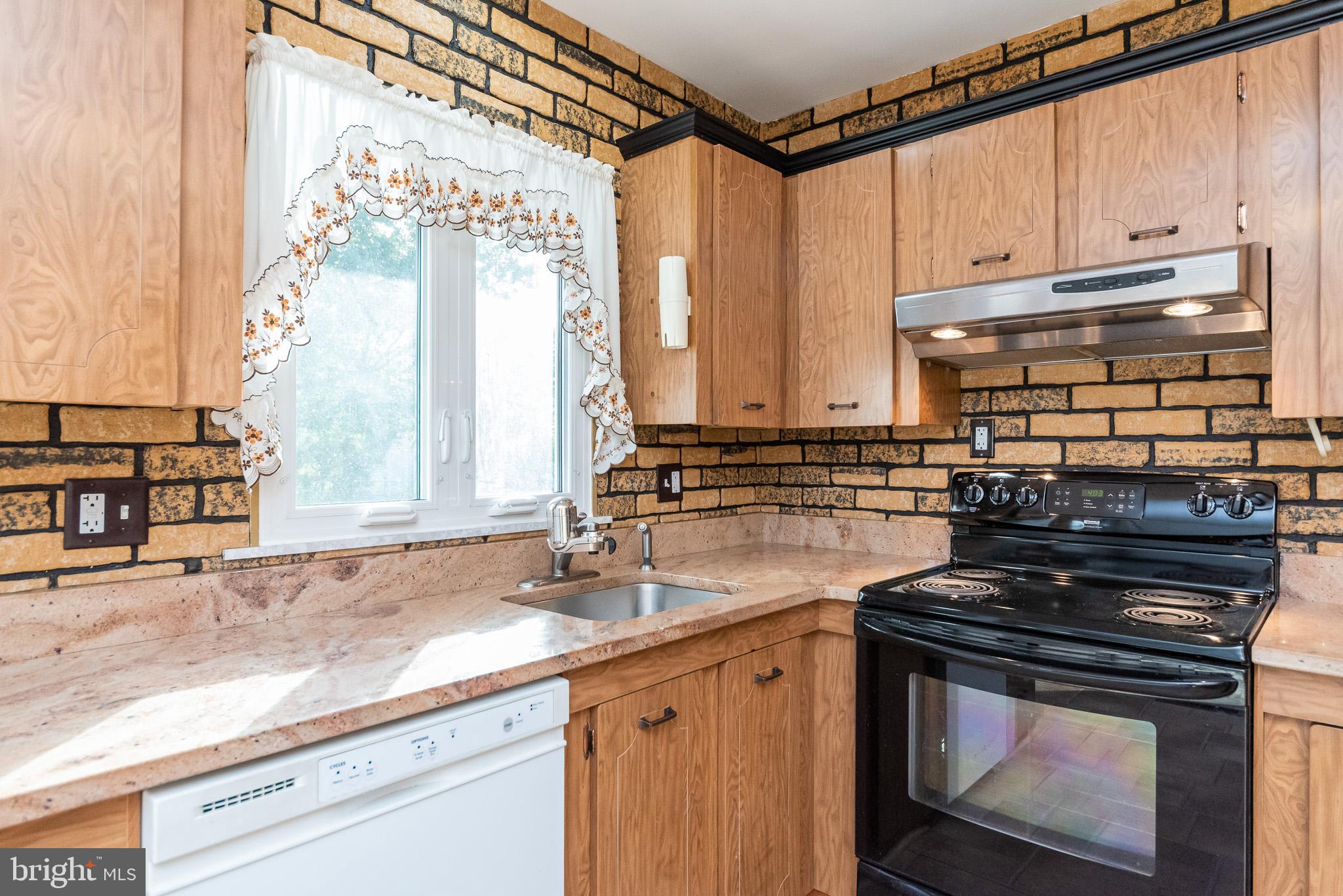 1911 Hawthorne Road Edgewood, MD 21040 - Photo 22 of 52