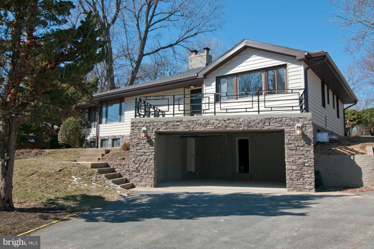 3008 Castle Road Falls Church, VA 22044 - Photo 1 of 30 Exterior (Front)
