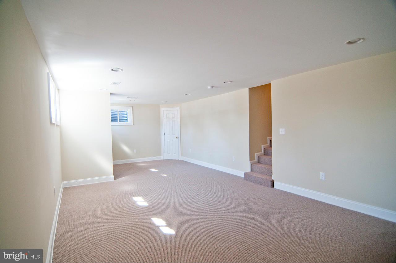 3008 Castle Road Falls Church, VA 22044 - Photo 25 of 30 LOWER LEVEL FAMILY ROOM