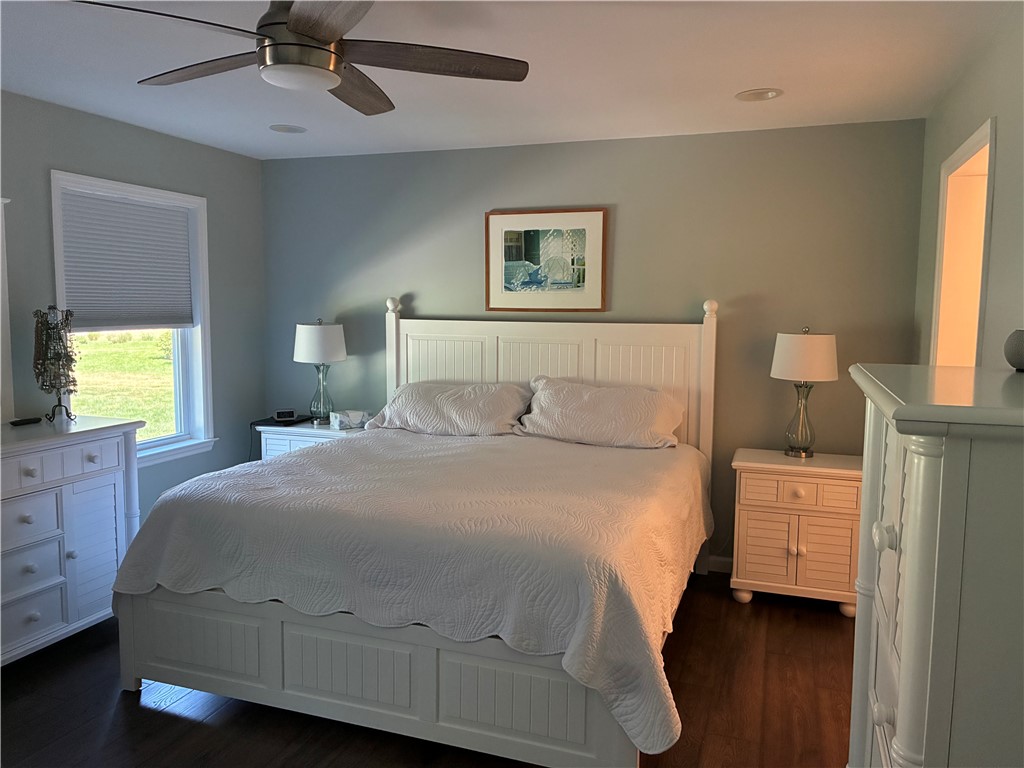 20 Little Rest Road South Kingstown, RI 02881 - Photo 2 of 14 Primary bedroom