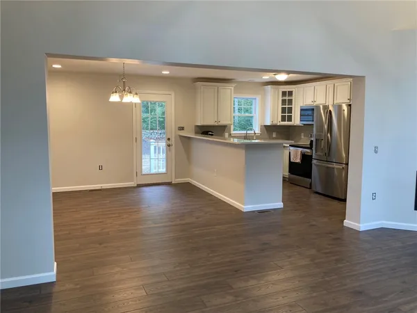 $3,500 | 20 Little Rest Road, South Kingstown, RI 02881