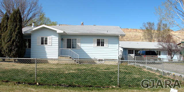 3644 G Road Palisade, CO 81526 - Photo 1 of 1 a view of a house with pool