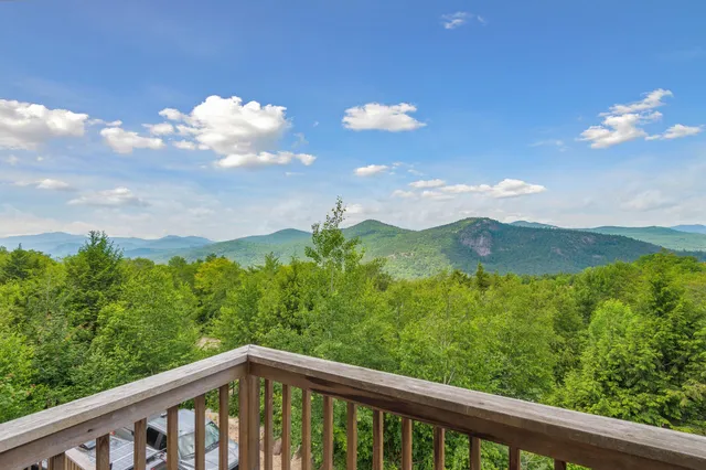 $1,035,000 | 53 Ammonoosuc Drive, Bartlett, NH 03812