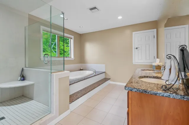 $1,035,000 | 53 Ammonoosuc Drive, Bartlett, NH 03812