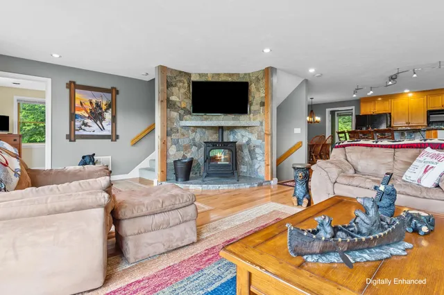 $1,035,000 | 53 Ammonoosuc Drive, Bartlett, NH 03812