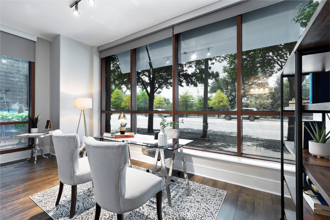 101 Colorado Street, Unit 1101 Austin, TX 78701 - Photo 10 of 12 Apply Today and Receive Up To 10 Weeks Free !
Offer Applies To Base Rent. *Minimum lease term applies. Other costs and fees excluded.