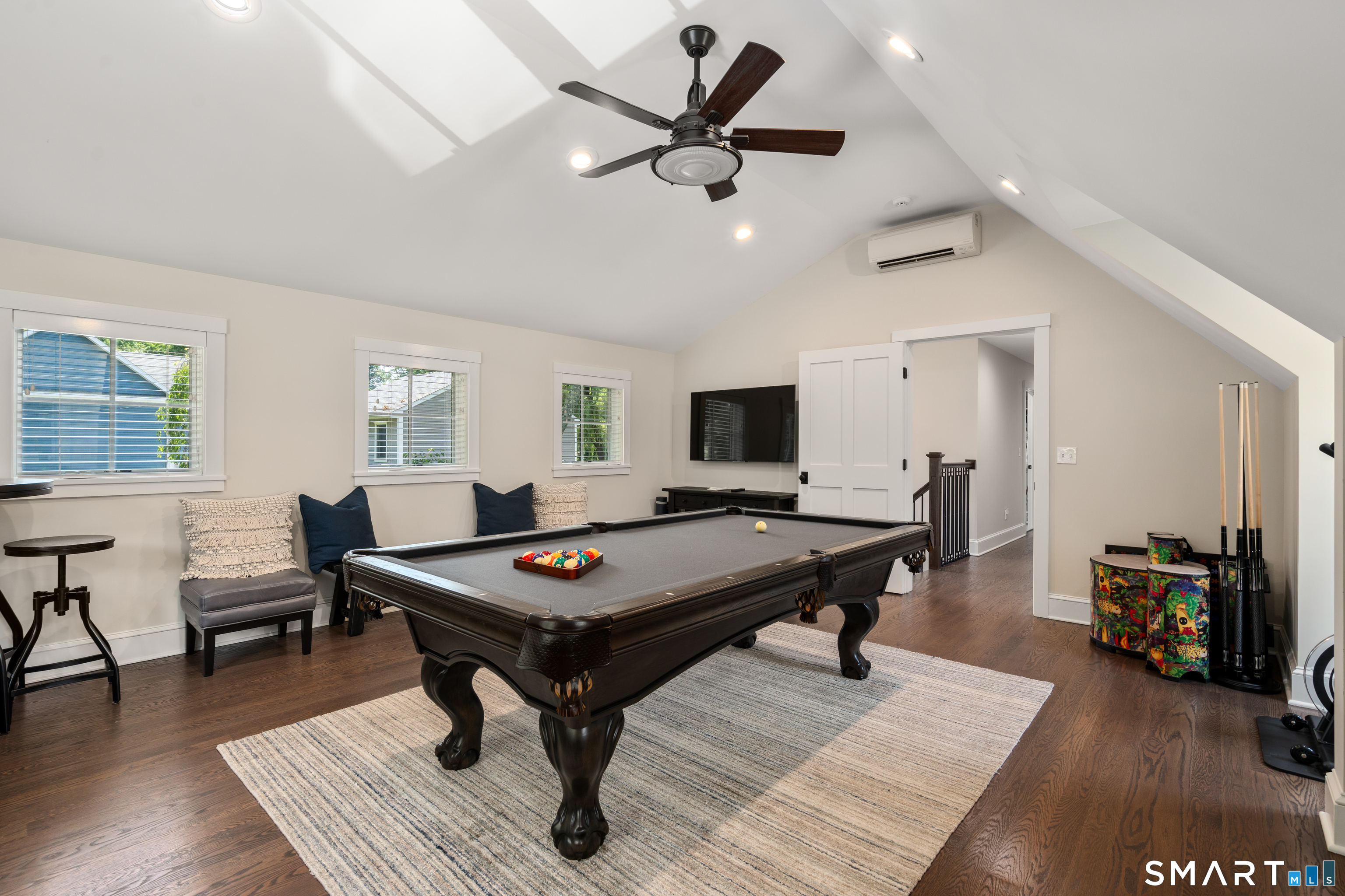 121 Osborne Hill Road Fairfield, CT 06824 - Photo 32 of 39