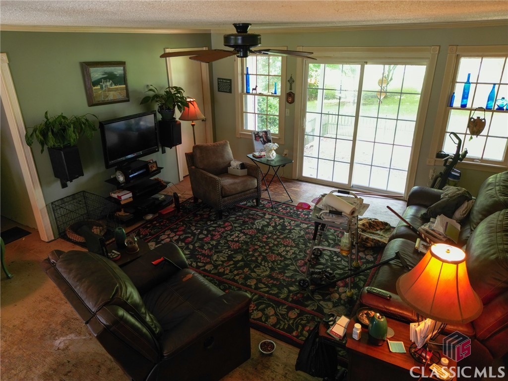 438 Harris Road Lexington, GA 30648 - Photo 5 of 35