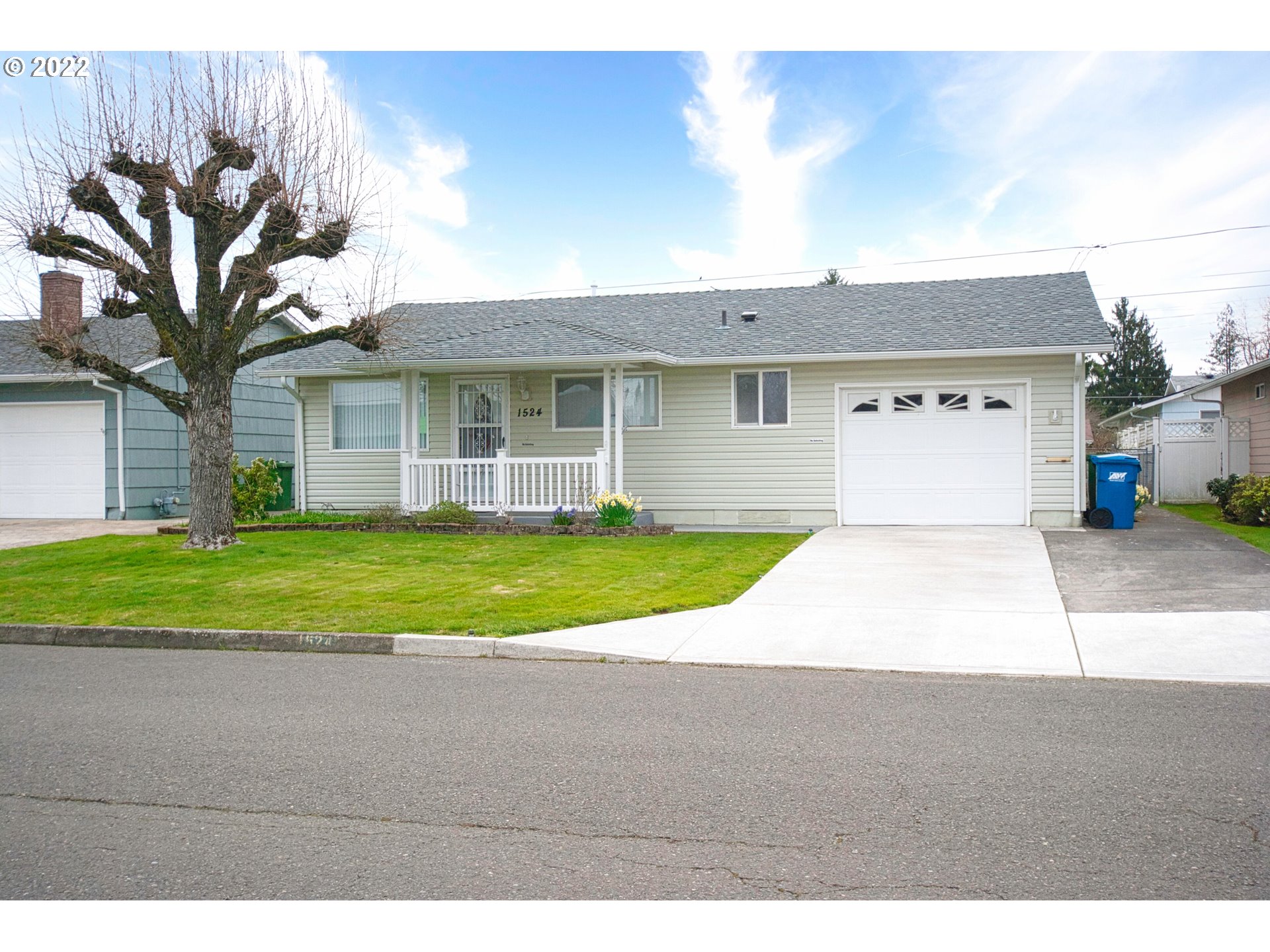 1524 Umpqua Road Woodburn, OR 97071 - Photo 1 of 18 Gallery Image 1