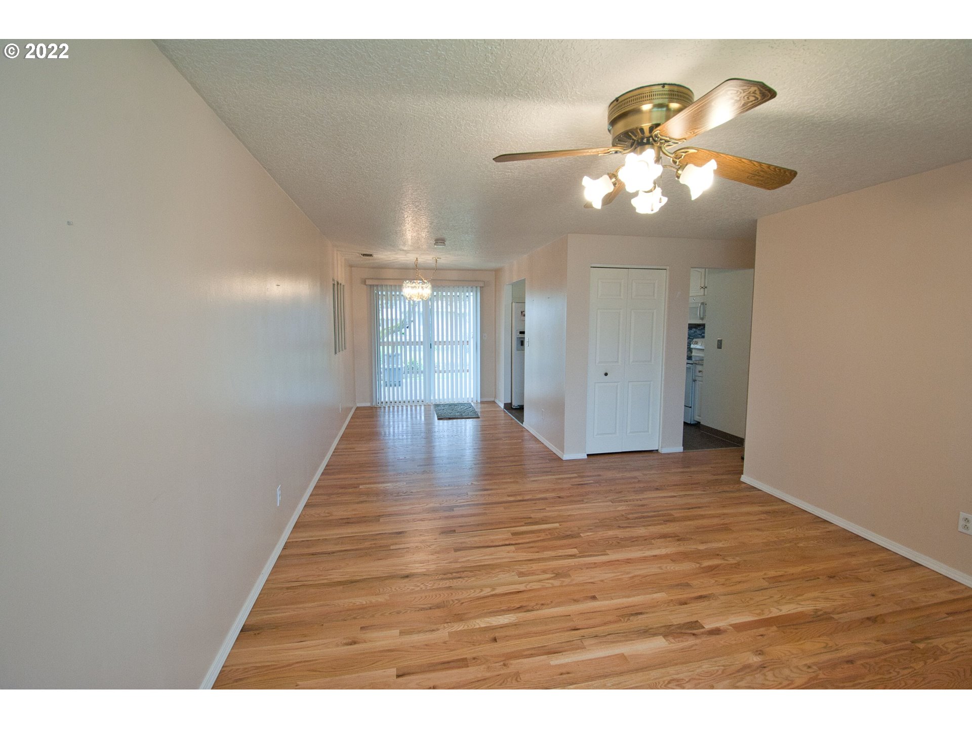 1524 Umpqua Road Woodburn, OR 97071 - Photo 3 of 18 Gallery Image 3