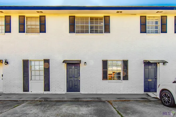 $1,000 | 2121 Bayou Black Drive, Unit 3, Houma, LA 70360