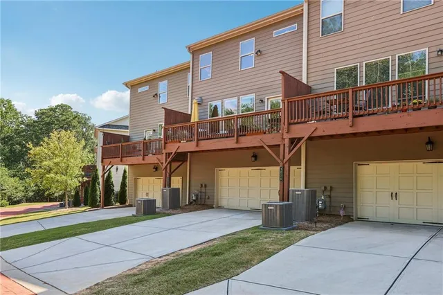 $590,000 | 3009 Park Avenue, Roswell, GA 30076