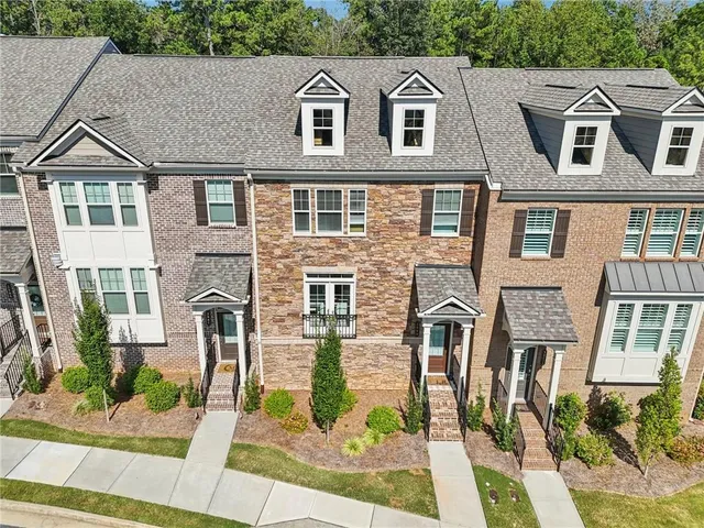 $590,000 | 3009 Park Avenue, Roswell, GA 30076