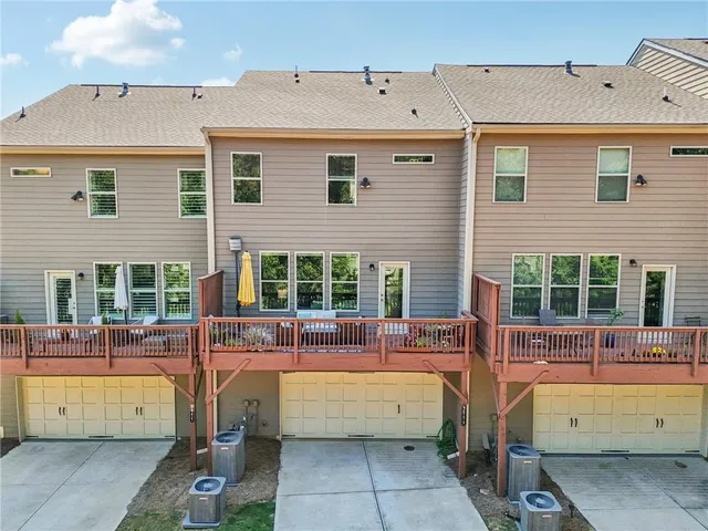 $590,000 | 3009 Park Avenue, Roswell, GA 30076