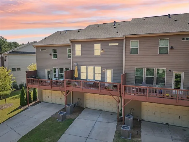 $590,000 | 3009 Park Avenue, Roswell, GA 30076