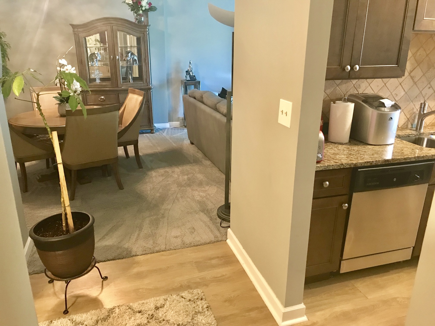 1331 South Finley Road, Unit 418 Lombard, IL 60148 - Photo 2 of 22