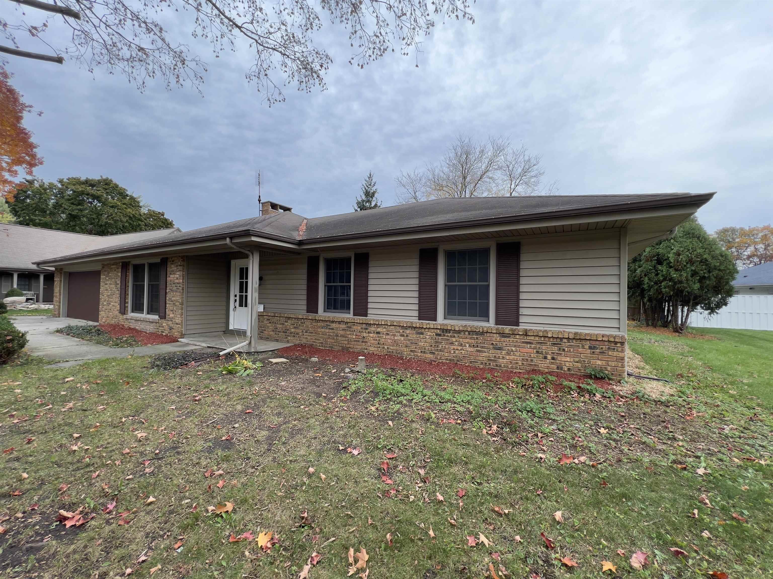 7011 Blue Mist Road Fort Wayne, IN 46819 - Photo 4 of 36