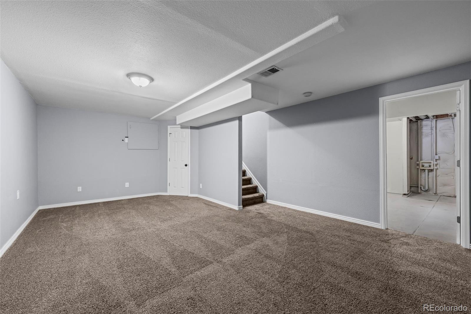 9664 Whitecliff Place Highlands Ranch, CO 80129 - Photo 21 of 46 a view of an empty room