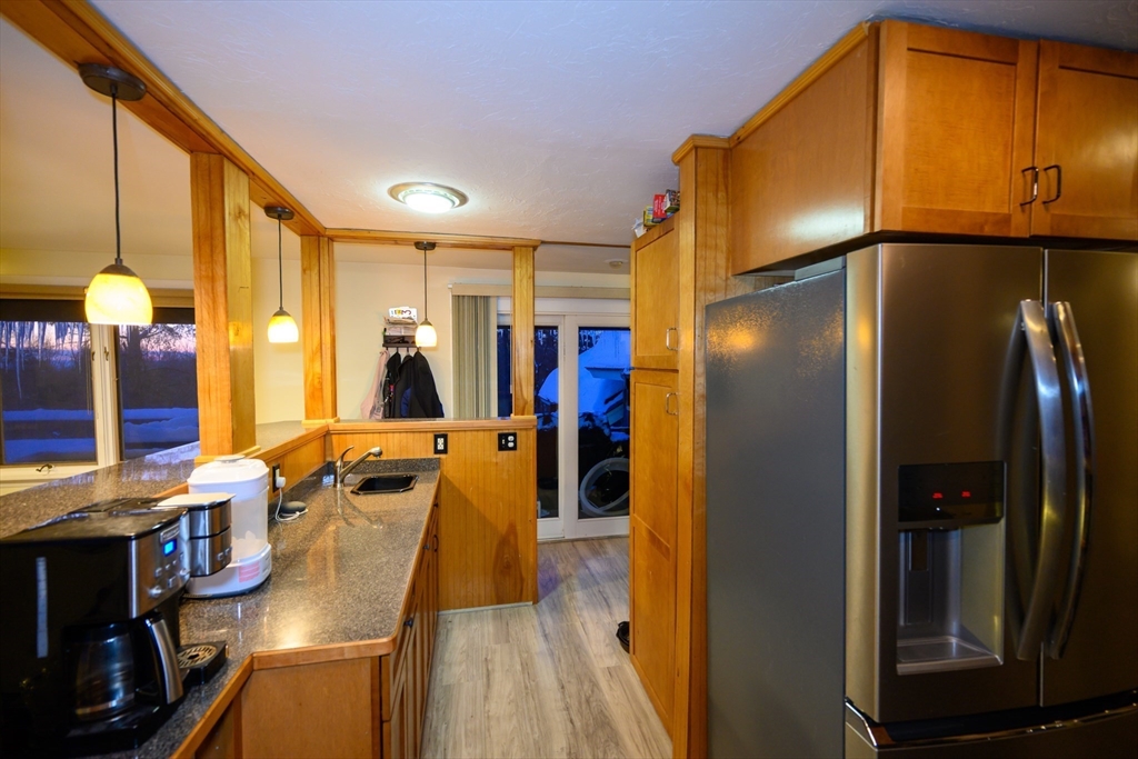 10 Bray Court Pelham, MA 01002 - Photo 11 of 41