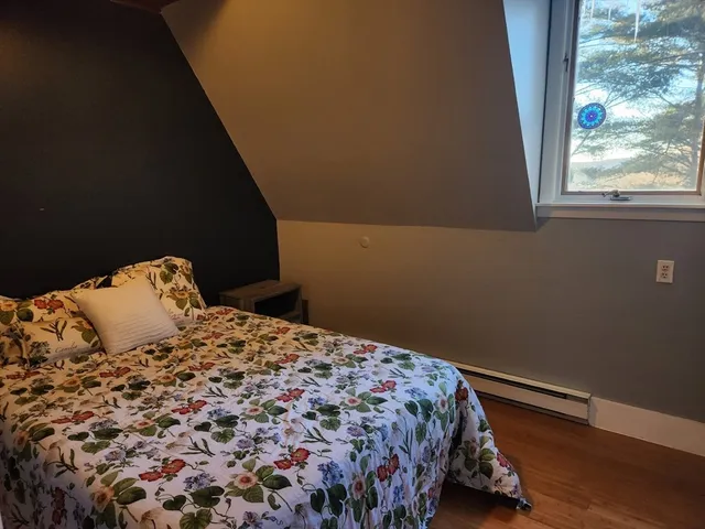 $575,000 | 10 Bray Court, Pelham, MA 01002