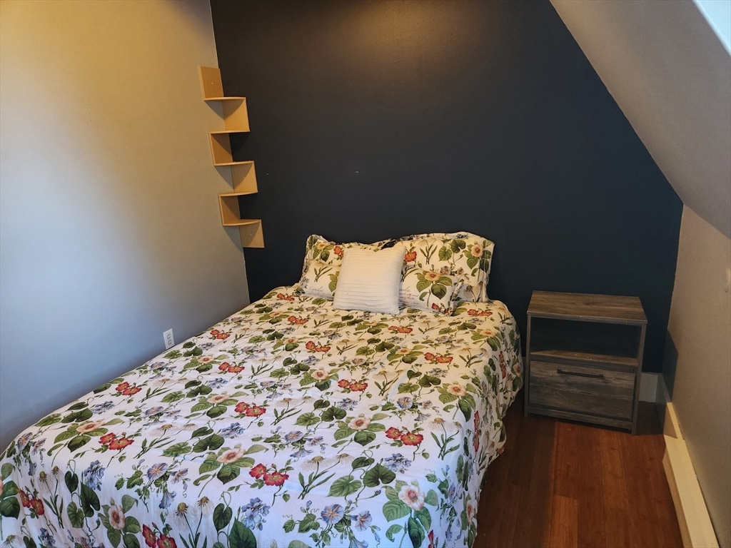 10 Bray Court Pelham, MA 01002 - Photo 23 of 41