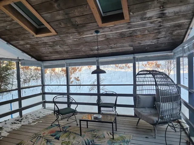 $575,000 | 10 Bray Court, Pelham, MA 01002