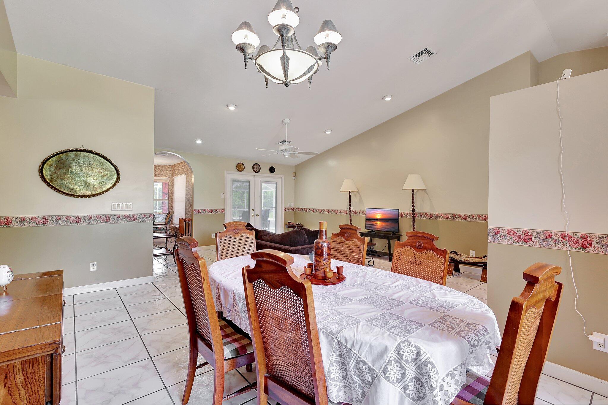 1624 Southwest Gregor Way Stuart, FL 34997 - Photo 13 of 69 Dining Room